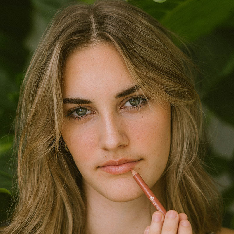 Eco Tan Lip Liner - Nude 1.14g